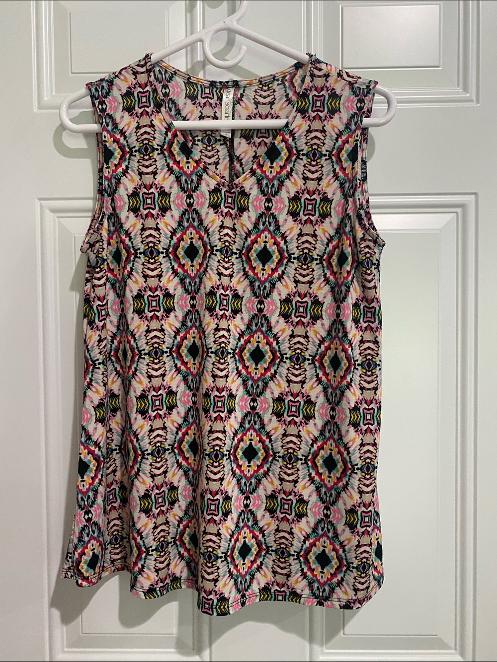Dear Scarlett Sleeveless Ikat-Print Camisole in Multi-Color